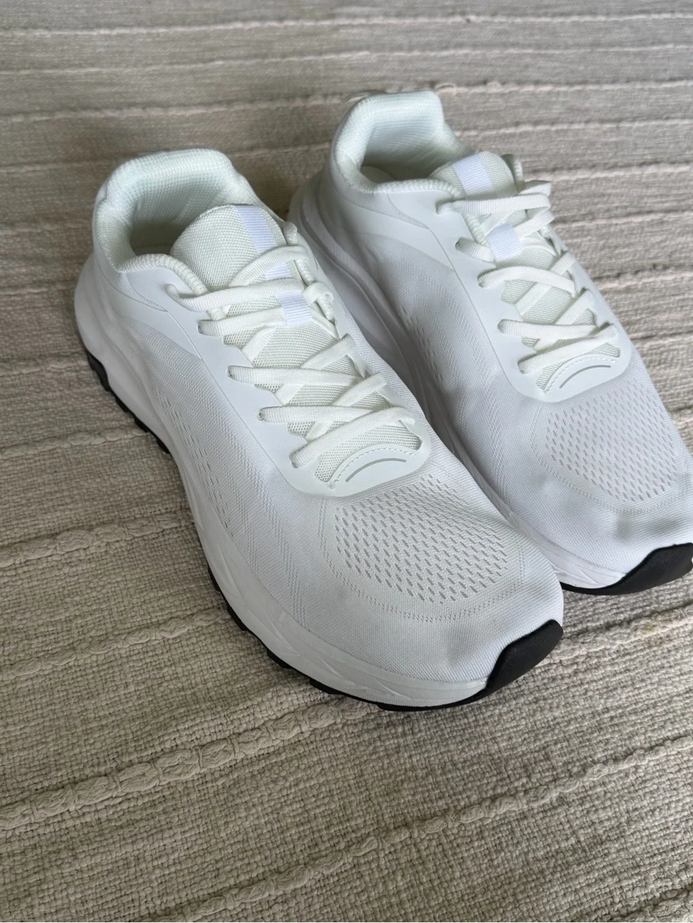 Men's White Athletic Running Shoes - Lightweight Comfort